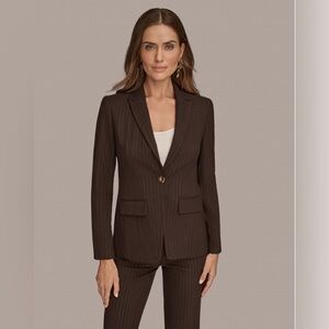 NWT Donna Karan Women's Pinstripe One Button Blazer. Chocolate. Size 10